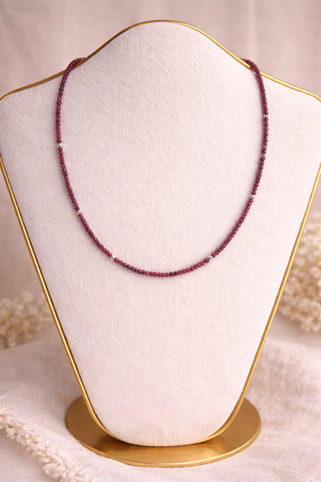 Collar Chocker en Plata con Rubies 2mm