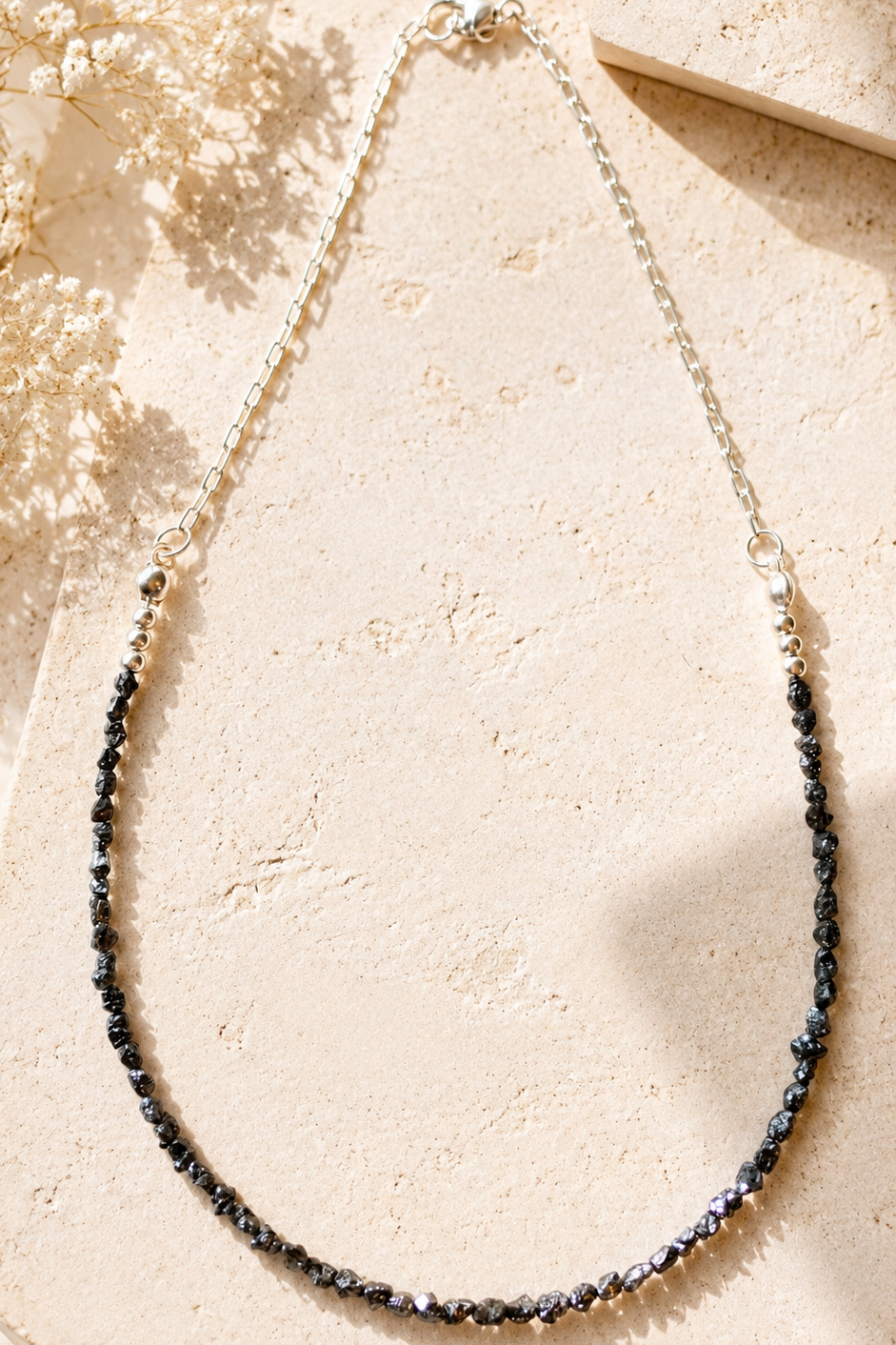 Collar Diamantes Negros en Bruto