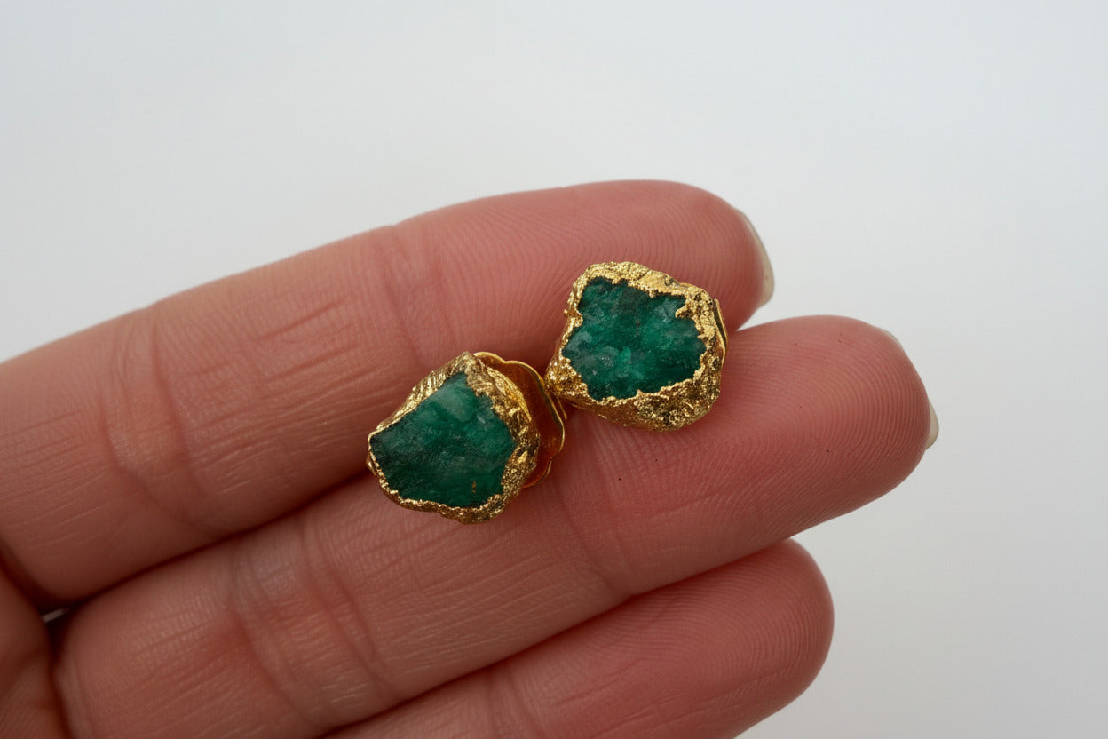 STUDS DE ESMERALDAS EN BRUTO GRANDES
